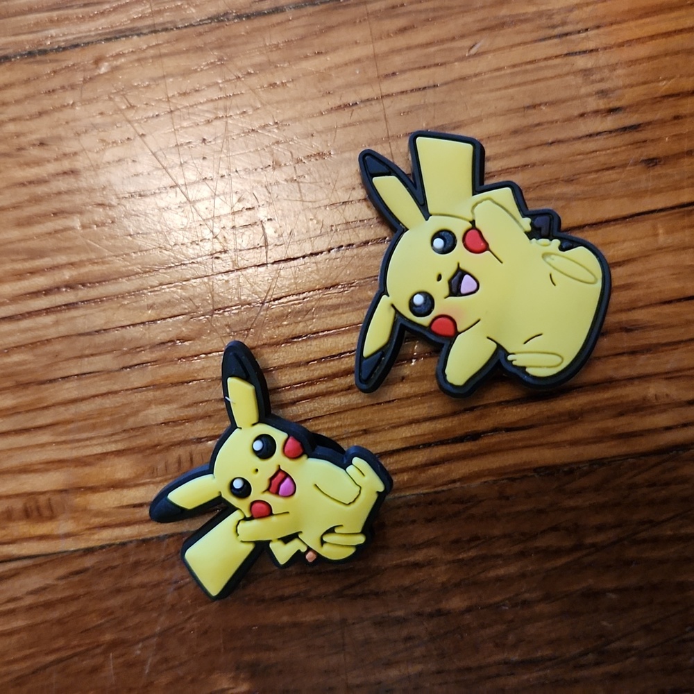 Pikachu Croc Jibbets